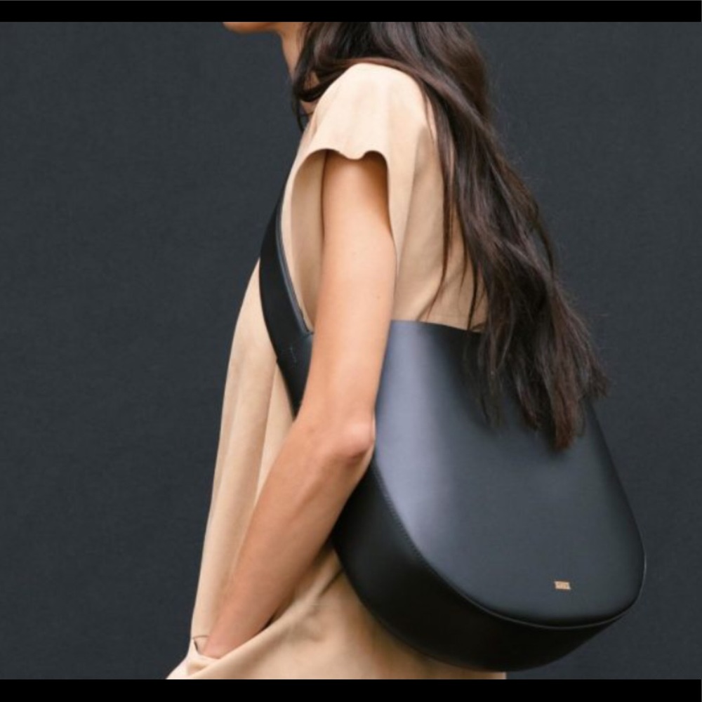 Closed Half Round Bag